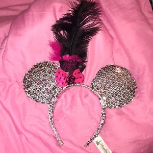 Disney Mickey Mouse masquerade ears
